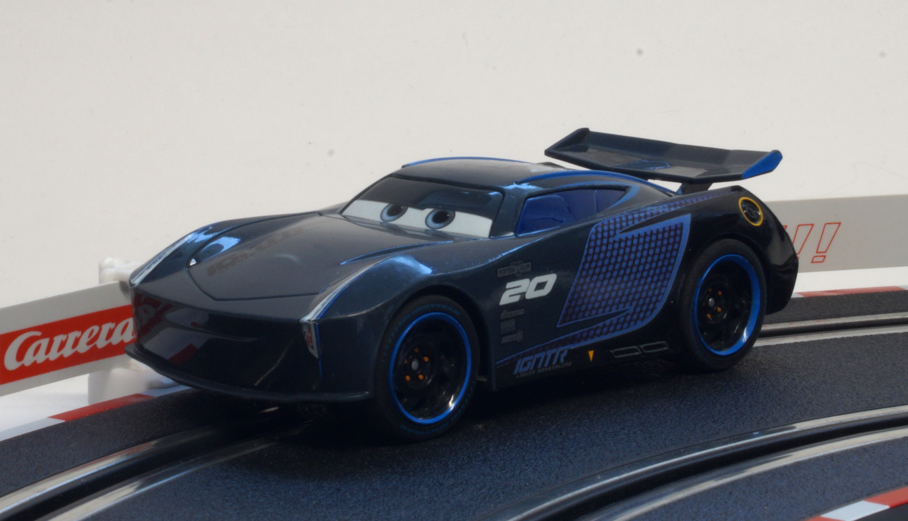 64084 - Disney Cars Jackson Storm 64084 - Disney Cars Jackson Storm