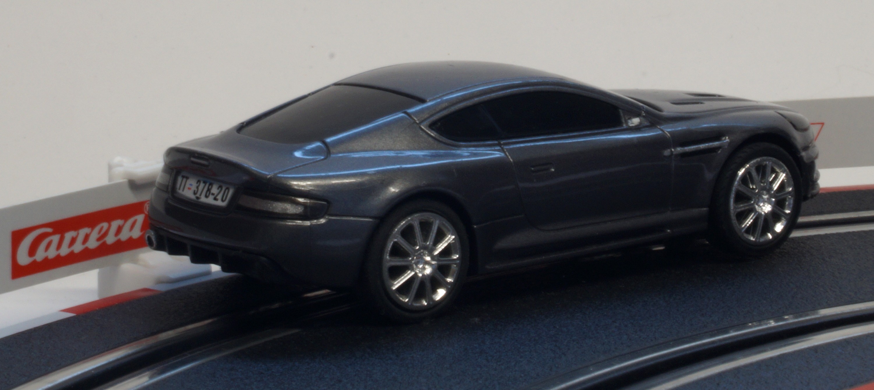 61006 - Aston Martin DBS James Bond - Casino Royale