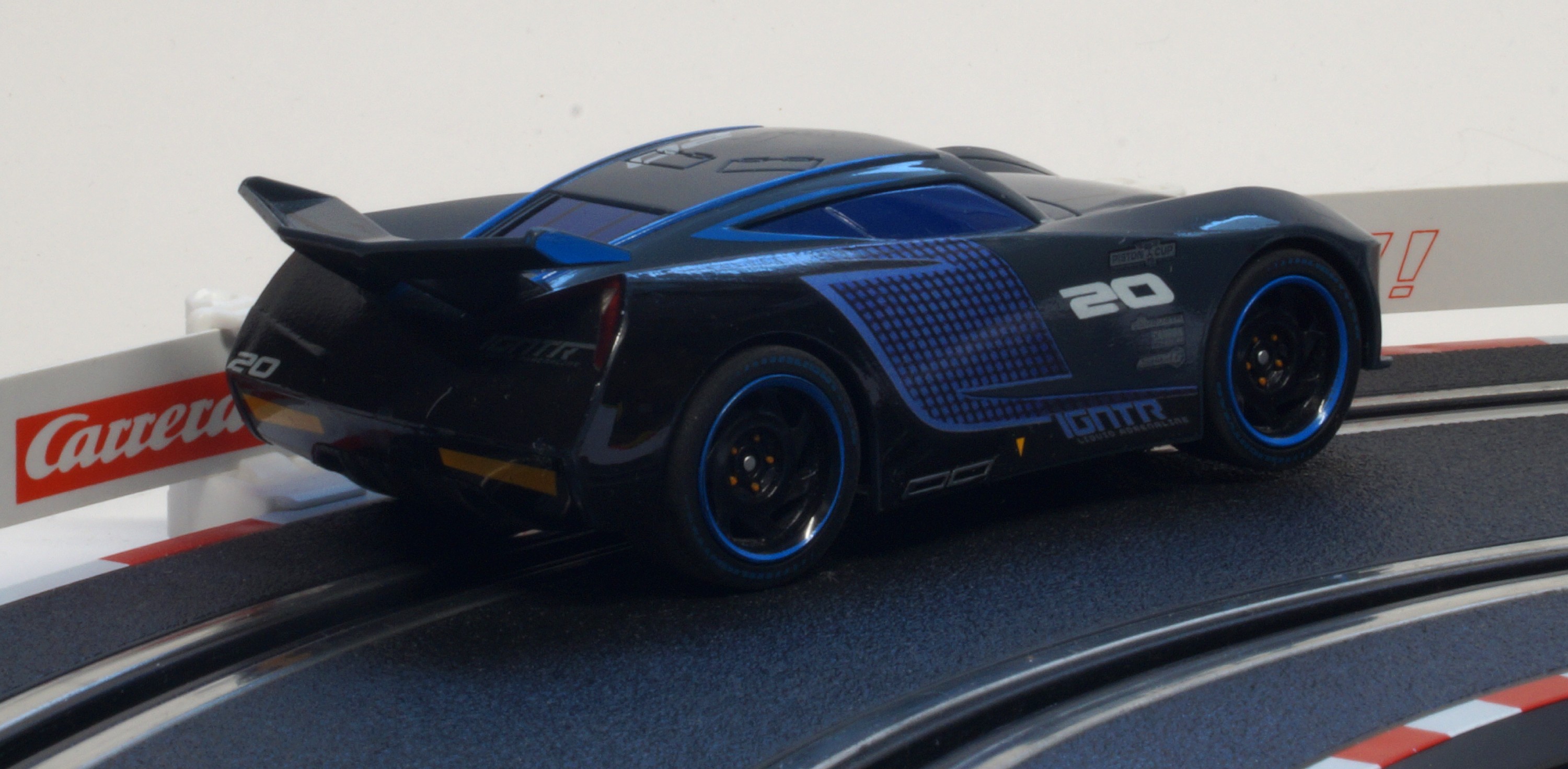 64084 - Disney Cars Jackson Storm