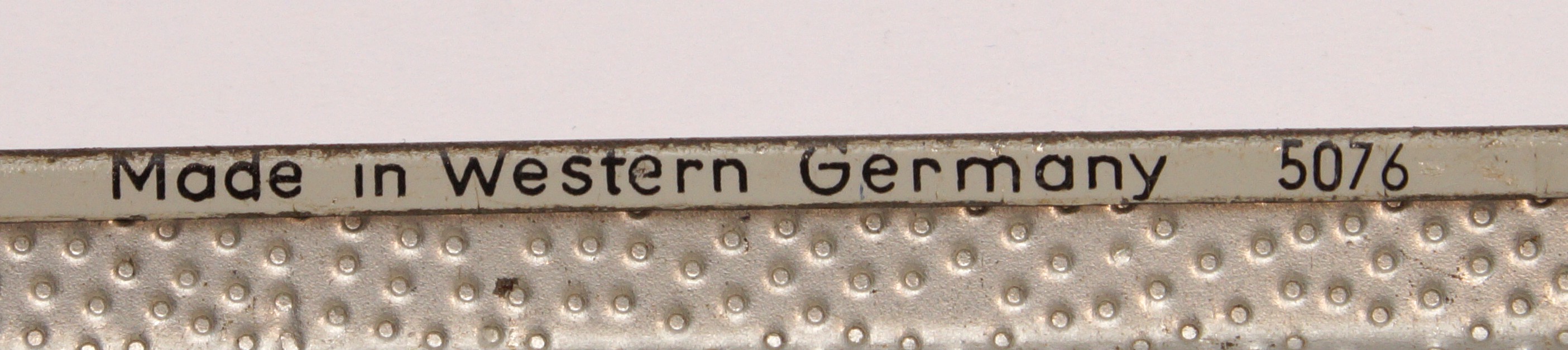 H0 gerades Gleis 5076 M-gleis